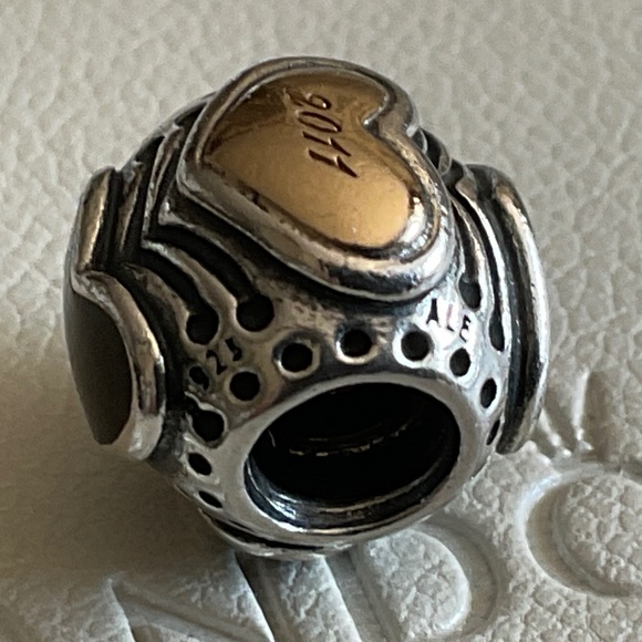 Pandora Silver and Gold Heart Charm - Picture 5 of 7